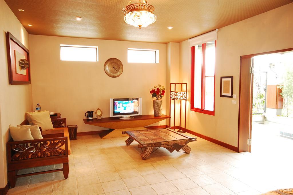 March 3 B&B Yilan Luodong Exterior photo